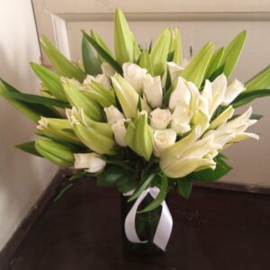 White Roses and White Lillies