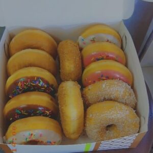 12 Donuts Box