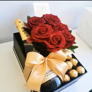 Moet,Flowers and Choco Gift Combo