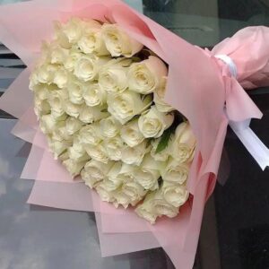 WHITE ROSES