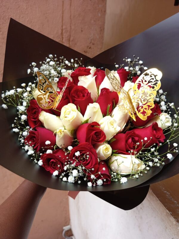 COLOURFUL ROSES