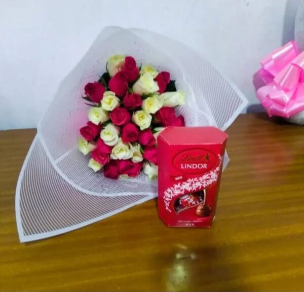SMALL SIZE LINDOR WITH ROSES