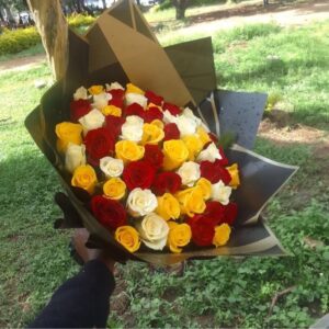 50 MIXED ROSES