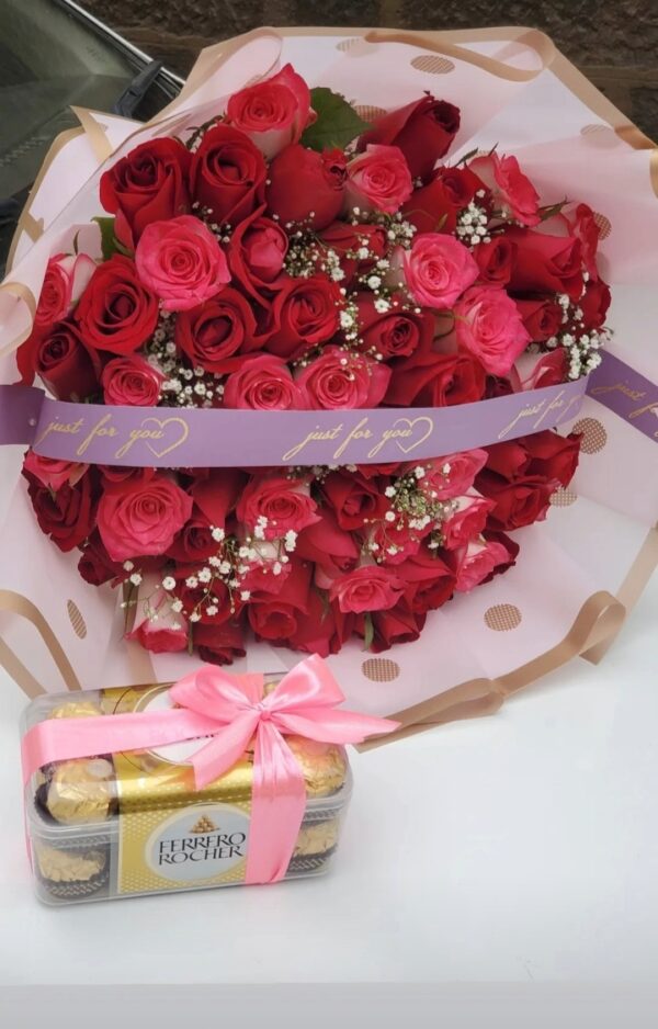 16 PIECE FERRERO WITH ROSES