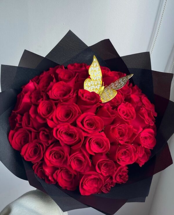 40 RED ROSES