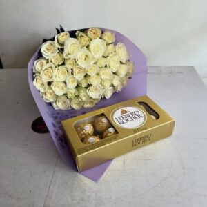 WHITE ROSES WITH 8 PIECE FERRERO