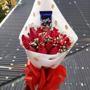 20 ROSES WITH CADBURY