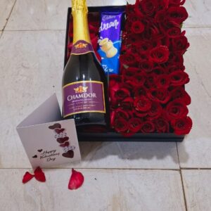 CHAMDOR LOVE