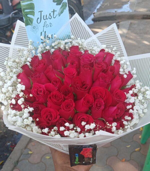 60 ROSES