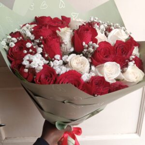 40 RED AND WHITE ROSES