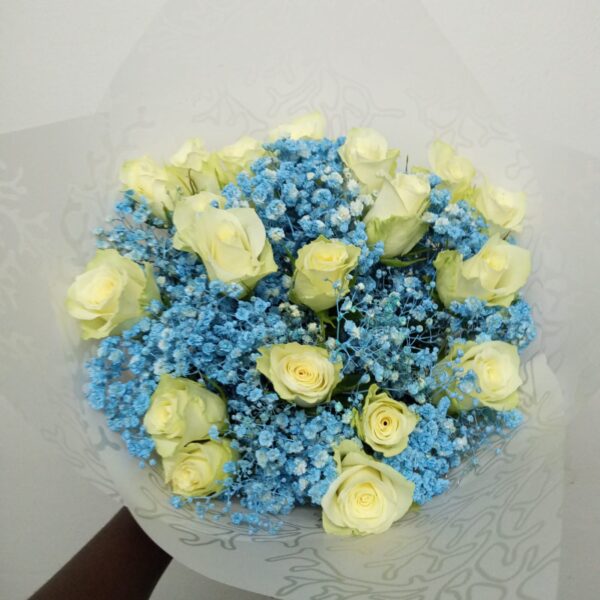 GYPSO WITH ROSES